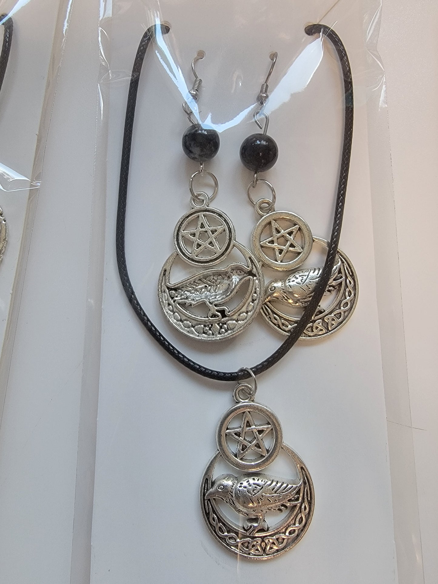 Gothic/Victorian Earring/Necklace Combo